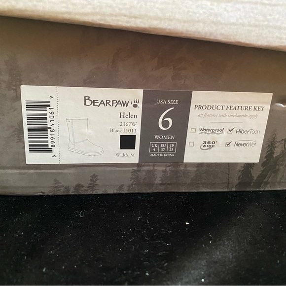 BOOTS 🥾 NWB - Picture 6 of 6